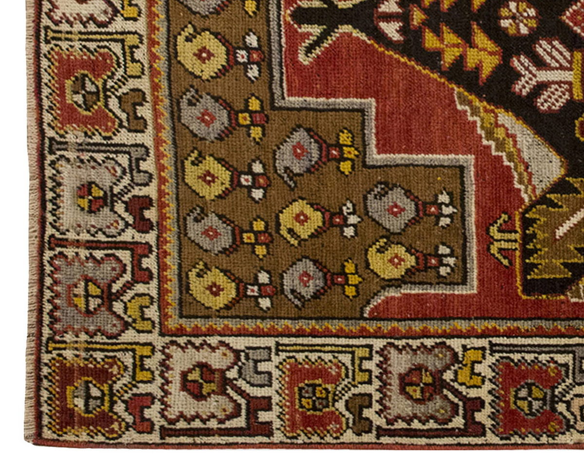 Vintage Rug 3'3" x 4'8" feet 100 x 142 cm