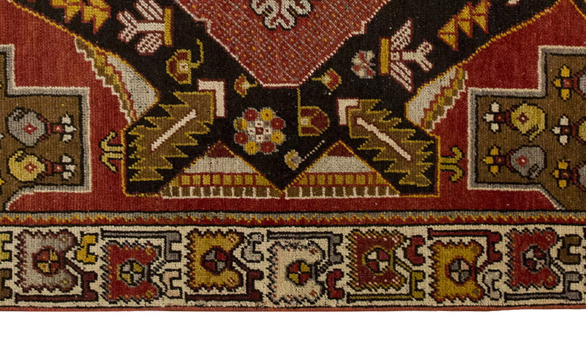 Vintage Rug 3'3" x 4'8" feet 100 x 142 cm
