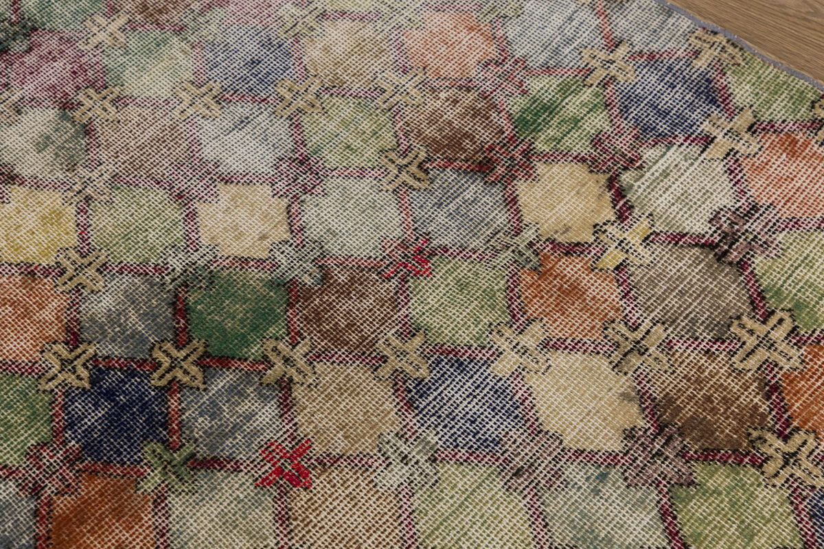 Vintage Rug 3'3" x 6'9" feet 98 x 205 cm