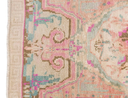 Vintage Rug 3'4" x 5'7" feet 101 x 170 cm