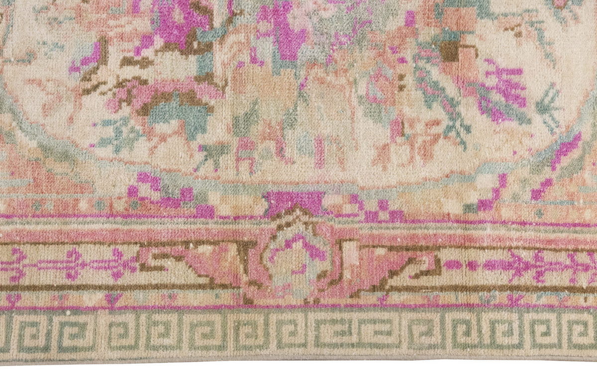 Vintage Rug 3'4" x 5'7" feet 101 x 170 cm