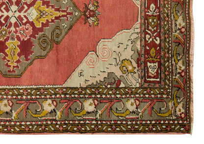 Vintage Rug 3'5" x 5'3" feet  103 x 161 cm