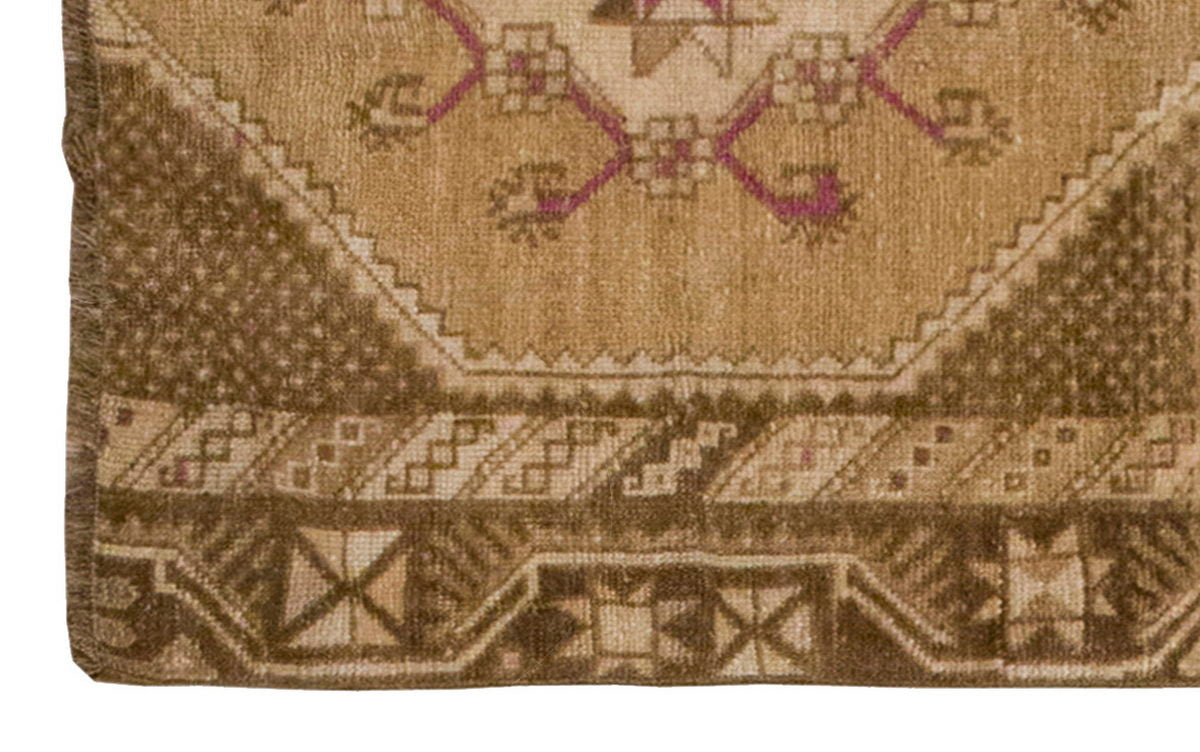 Vintage Rug 3'5" x 5'7" feet 105 x 170 cm