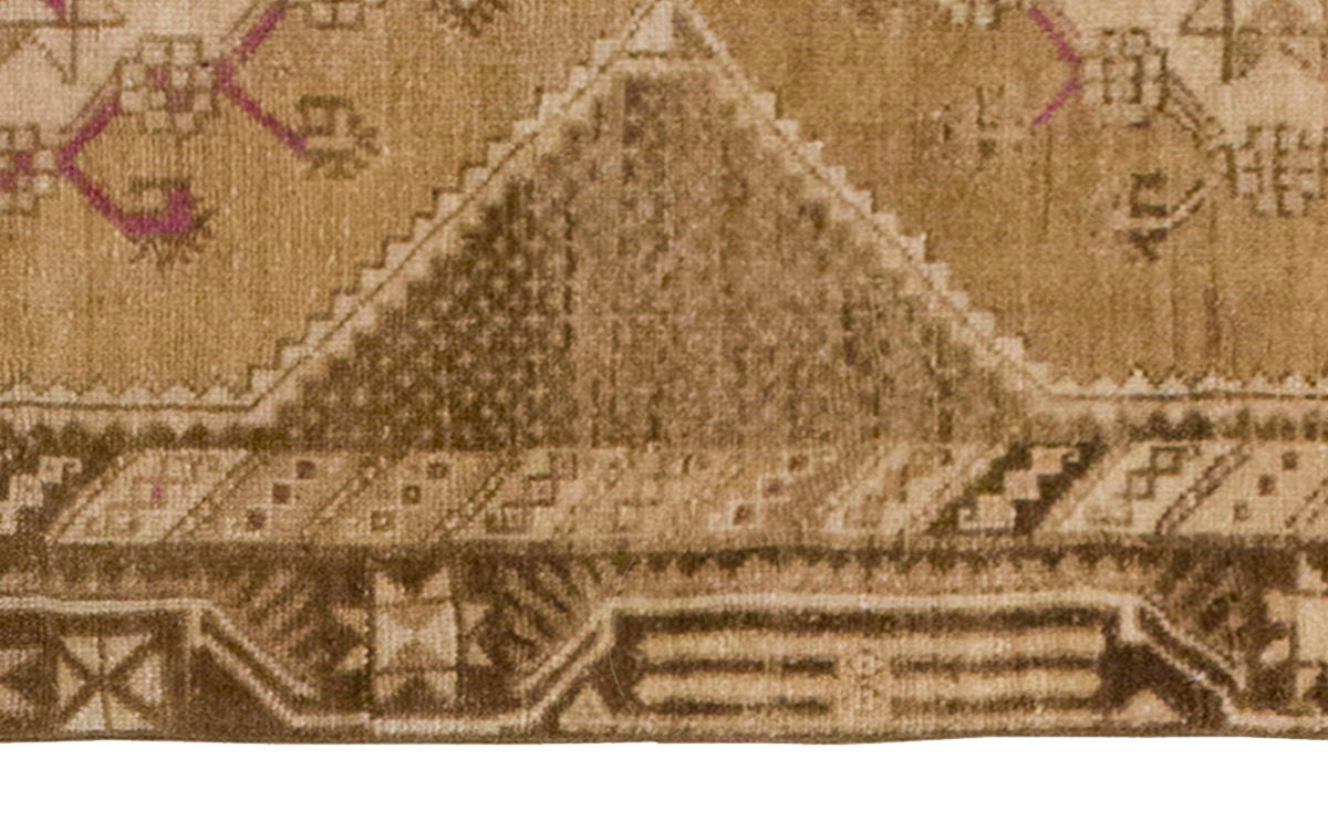 Vintage Rug 3'5" x 5'7" feet 105 x 170 cm