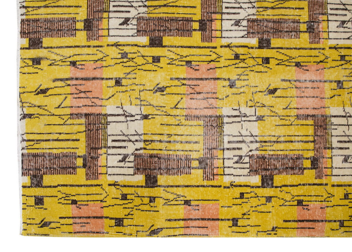 Vintage Rug 3'5" x 6'4" feet 103 x 193 cm