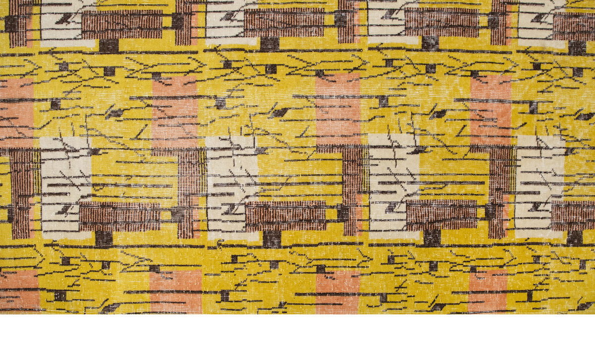 Vintage Rug 3'5" x 6'4" feet 103 x 193 cm