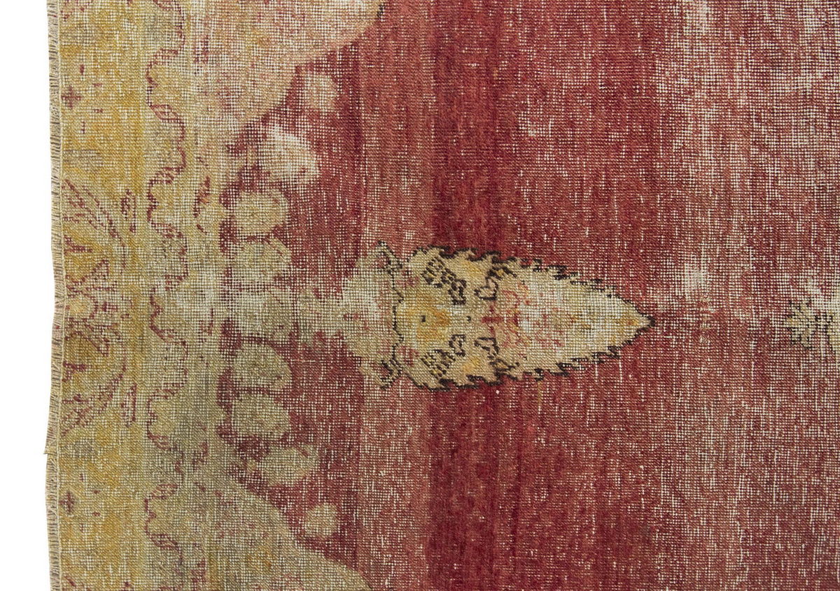 Vintage Rug 3'6" x 5'2" feet 106 x 157 cm