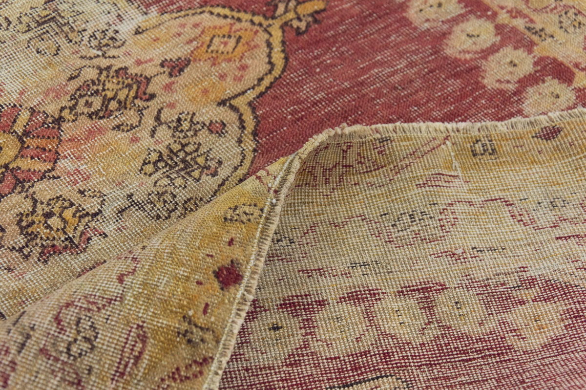Vintage Rug 3'6" x 5'2" feet 106 x 157 cm