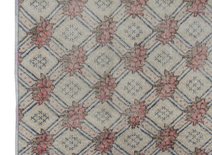 Vintage Rug 3'6" x 6'5" feet  106 x 195 cm