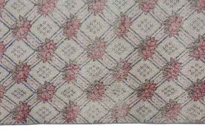 Vintage Rug 3'6" x 6'5" feet  106 x 195 cm