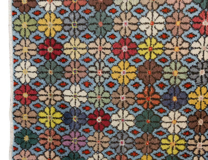 Vintage Rug 3'6" x 6'6" feet 106 x 197 cm