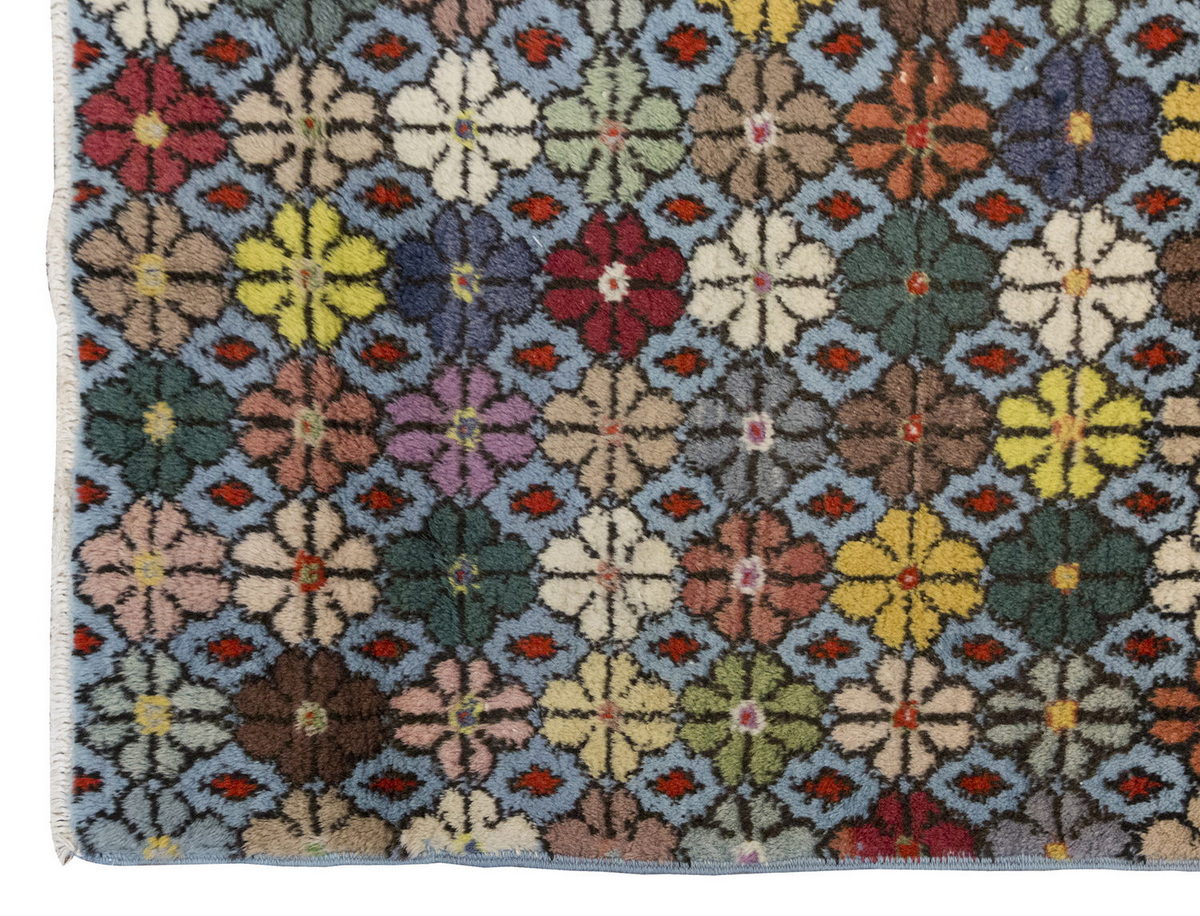 Vintage Rug 3'6" x 6'6" feet 106 x 197 cm
