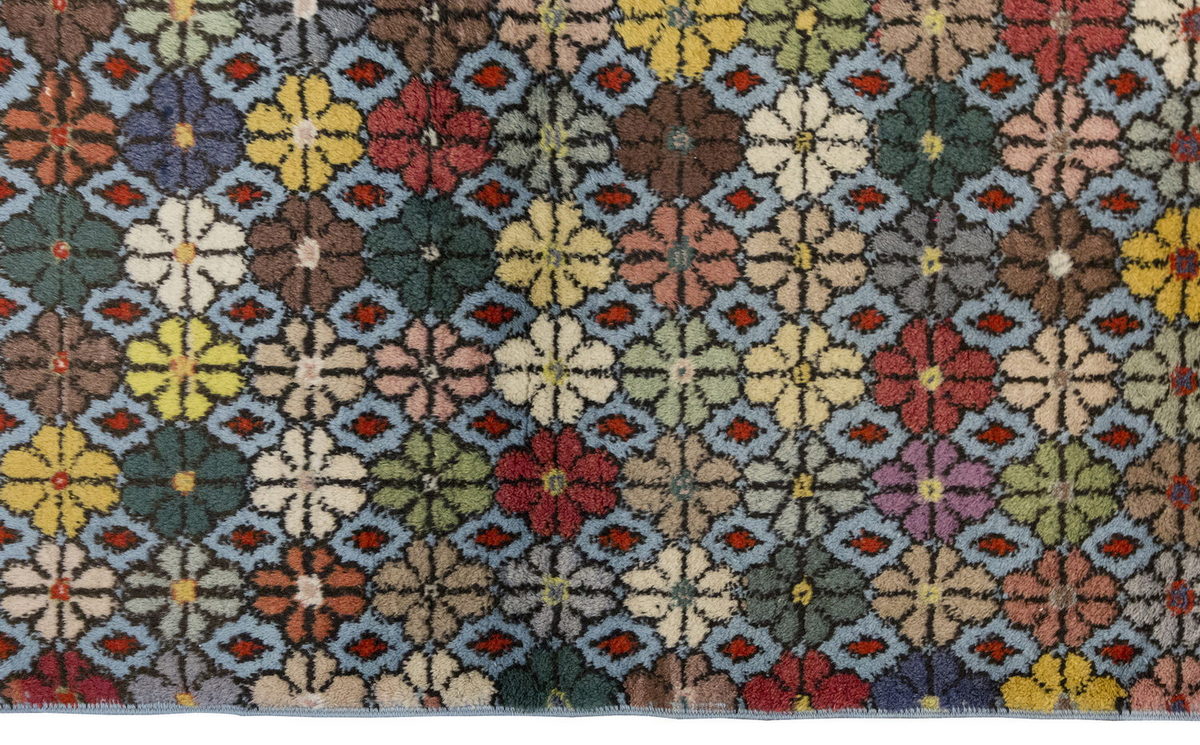 Vintage Rug 3'6" x 6'6" feet 106 x 197 cm
