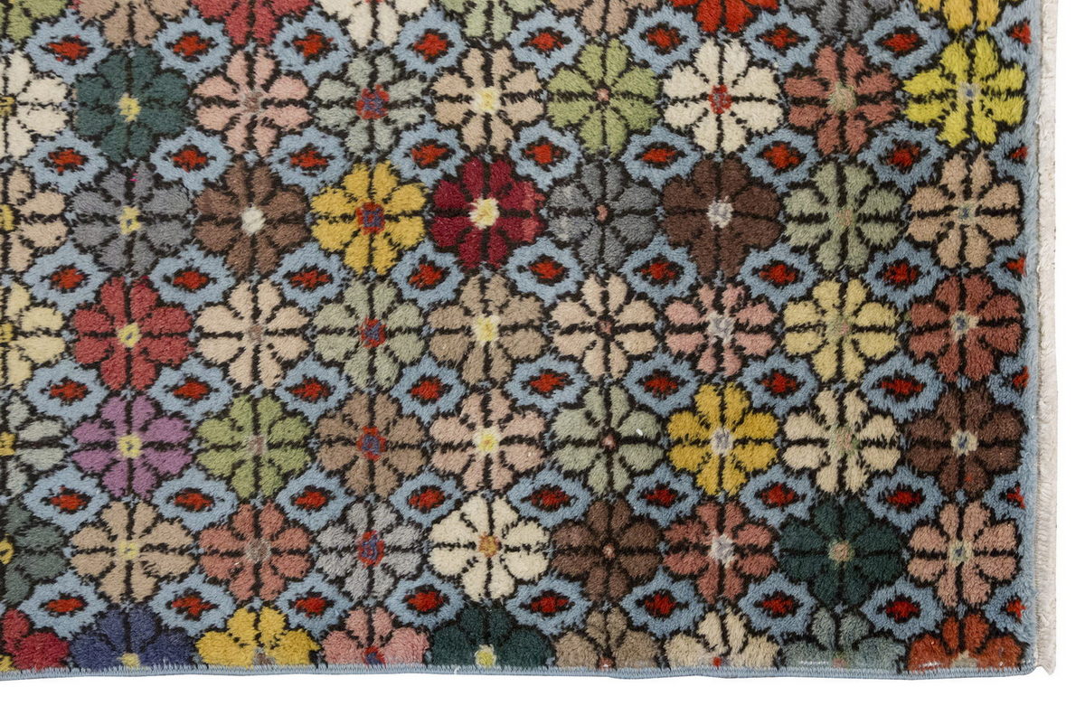 Vintage Rug 3'6" x 6'6" feet 106 x 197 cm