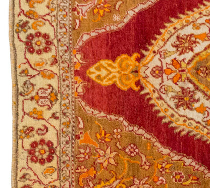 Vintage Rug 3'7" x 5'5" feet 110 x 165 cm