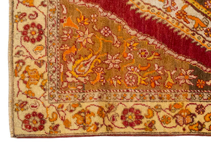 Vintage Rug 3'7" x 5'5" feet 110 x 165 cm