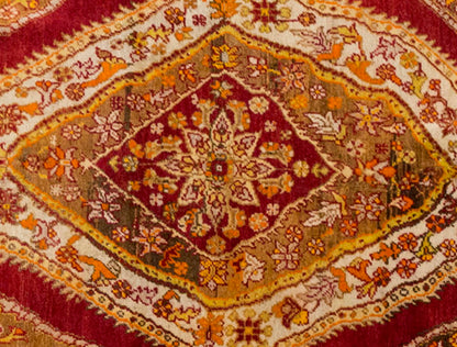 Vintage Rug 3'7" x 5'5" feet 110 x 165 cm