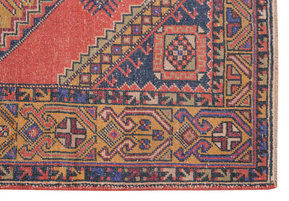 Vintage Rug 3'7" x 5'9" feet 109 x 175 cm