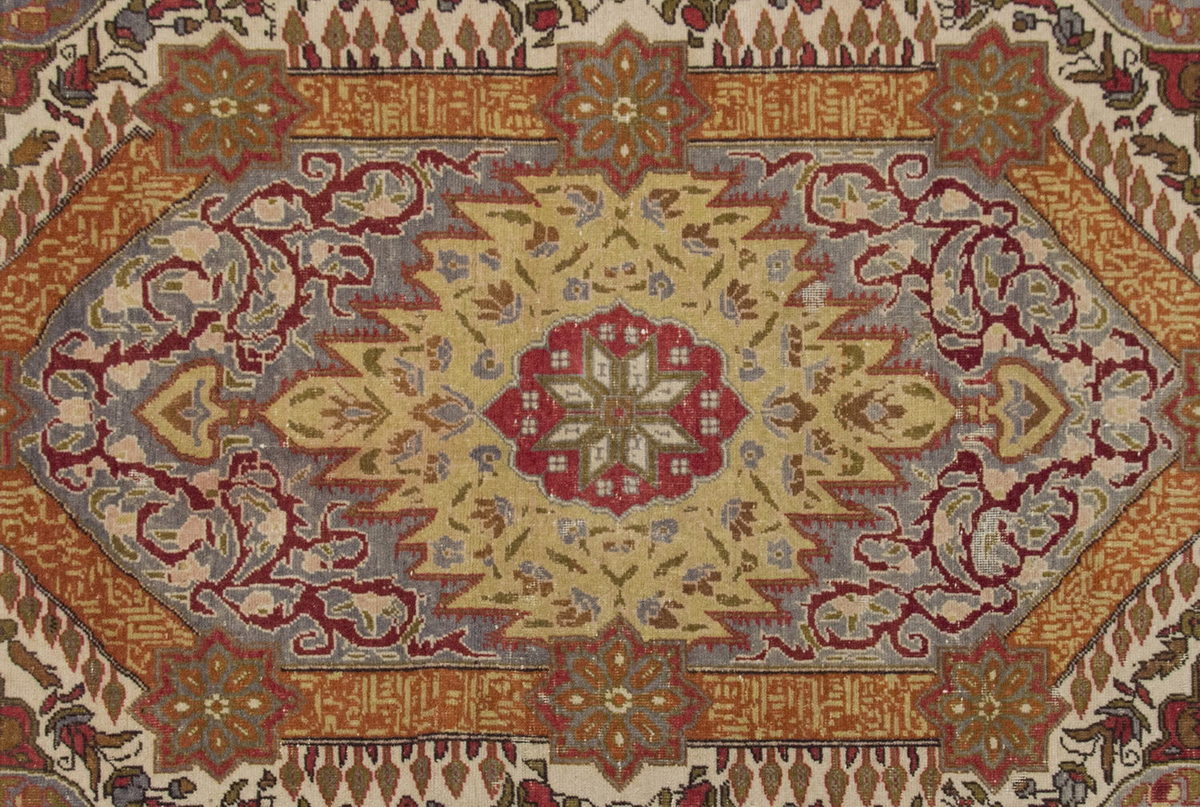 Vintage Rug 3'7" x 6" feet  110 x 177 cm