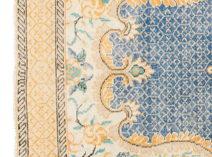 Vintage Rug 3'7" x 6'7" feet 110 x 200 cm