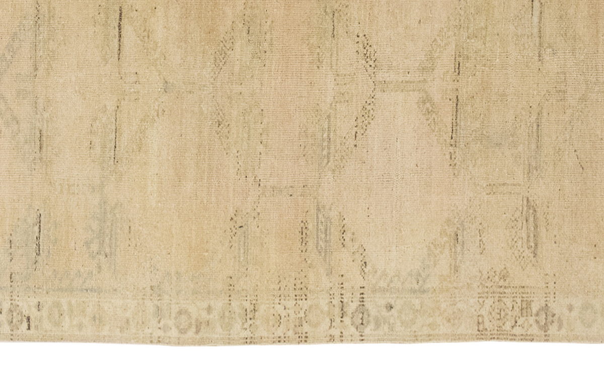 Vintage Rug 3'7" x 8'6" feet 108 x 258 cm