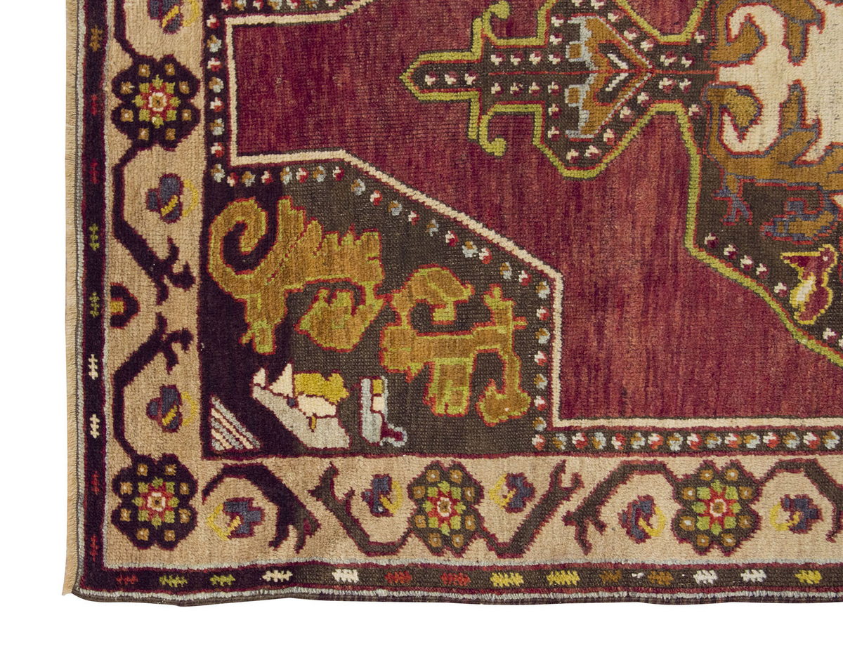 Vintage Rug 3'9" x 6'3" feet  115 x 190 cm