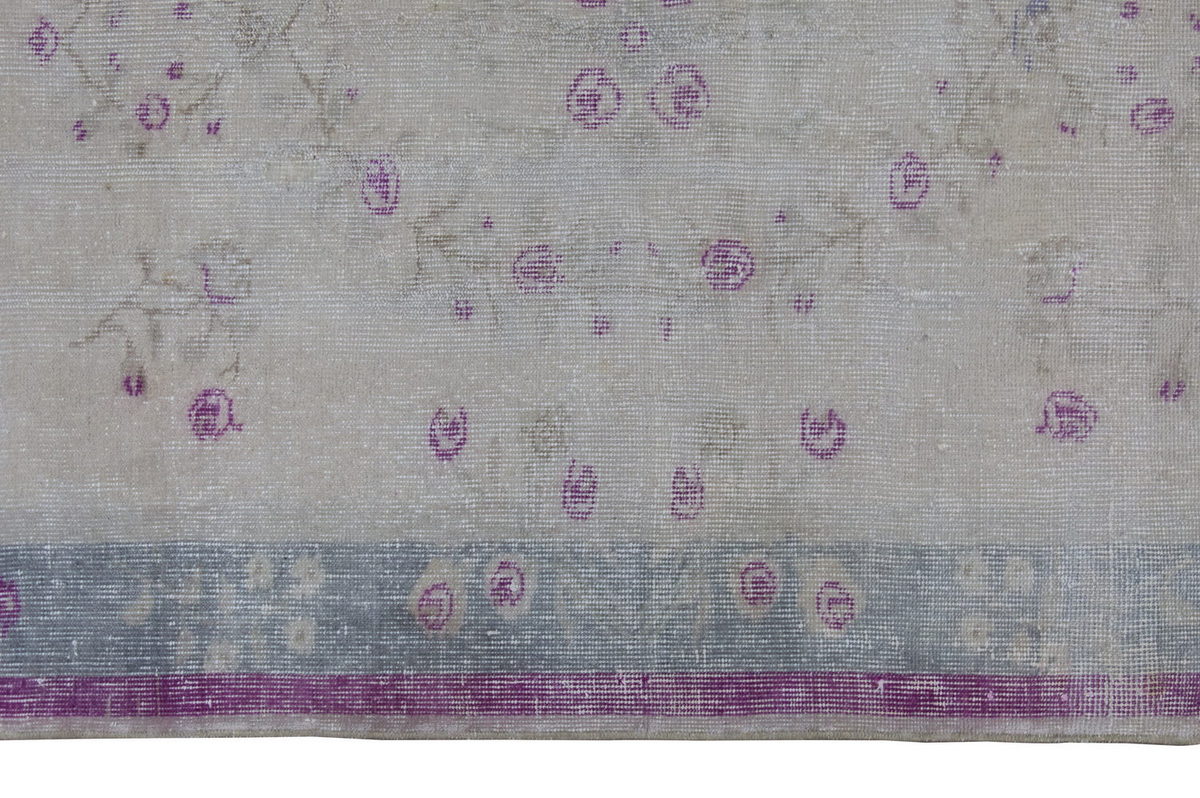 Vintage Rug 3'9" x 6'4" feet  115 x 192 cm