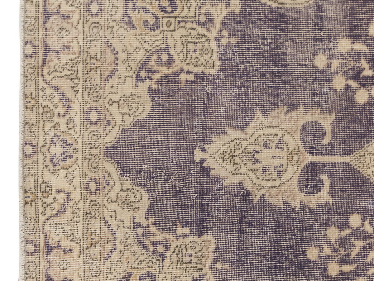 Vintage Rug 3'9" x 6'6" feet 115 x 198 cm