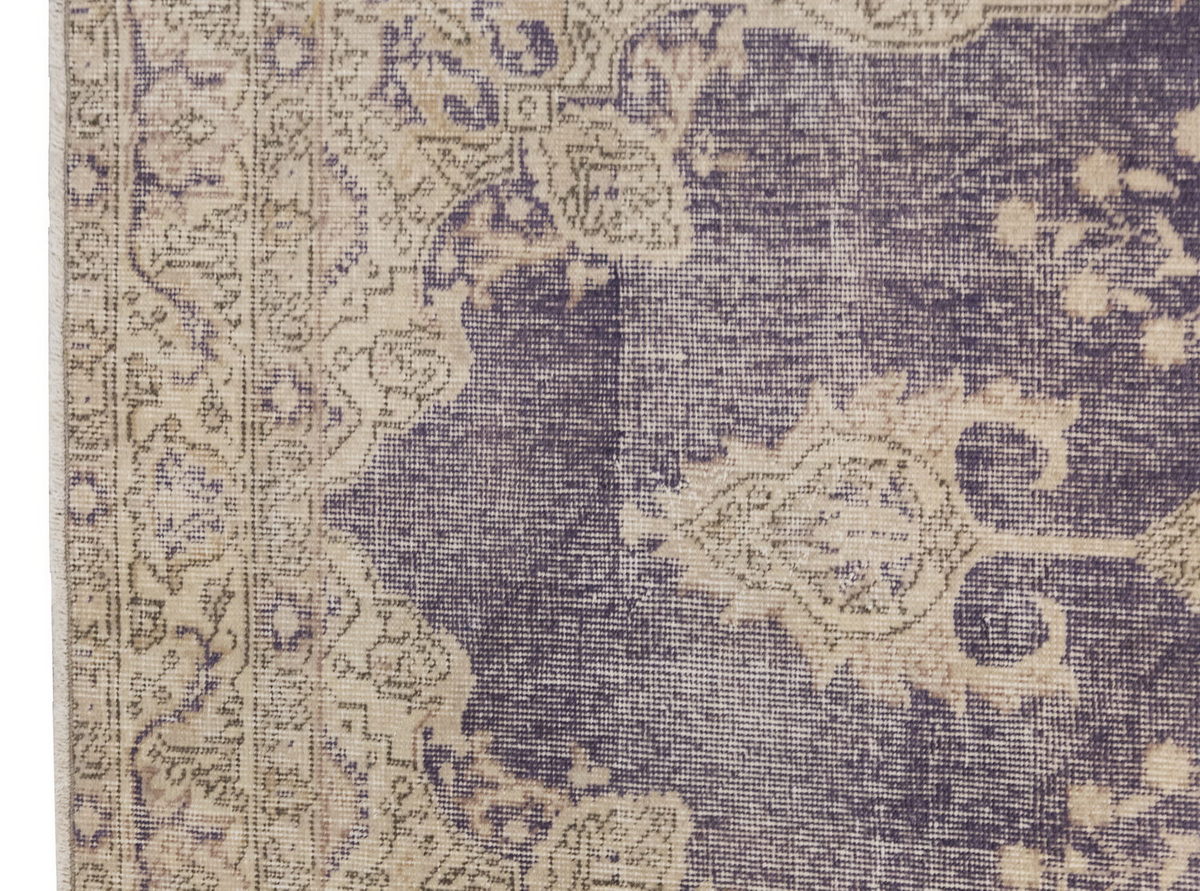 Vintage Rug 3'9" x 6'7" feet 114 x 200 cm