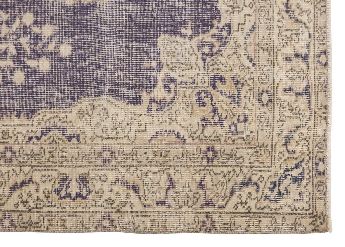 Vintage Rug 3'9" x 6'7" feet 114 x 200 cm