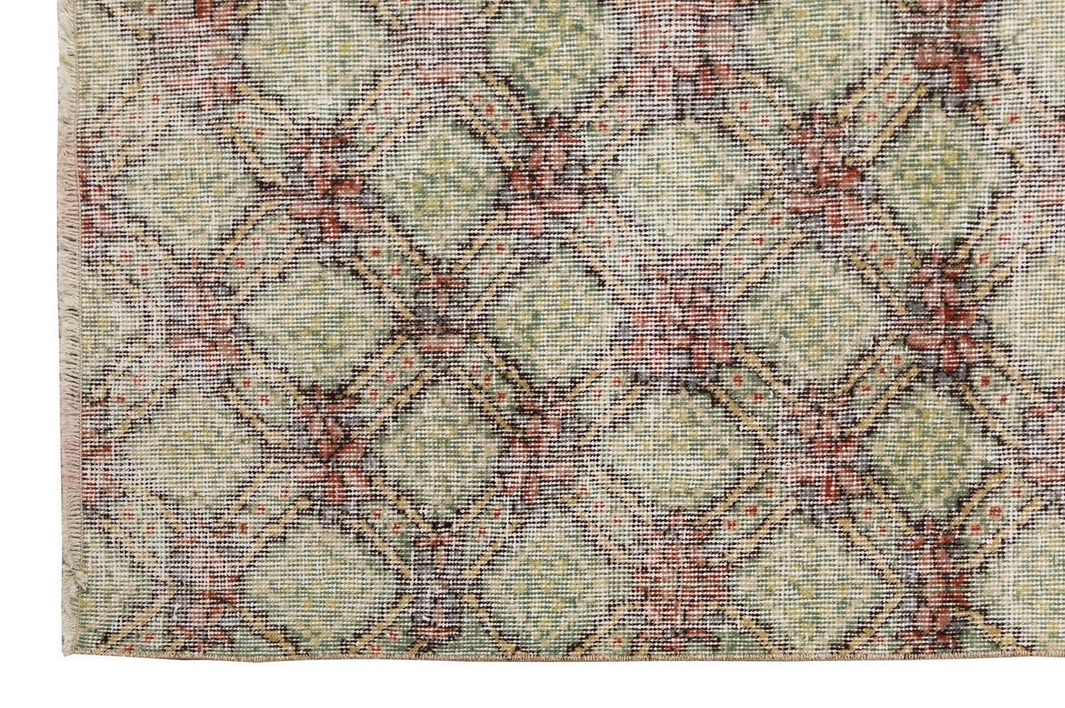 Vintage Rug 3'9" x 6'8" feet 114 x 203 cm