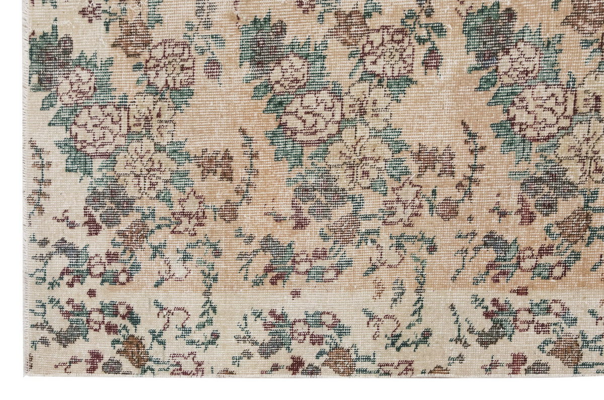 Vintage Rug 3'9" x 6'8" feet 115 x 204 cm
