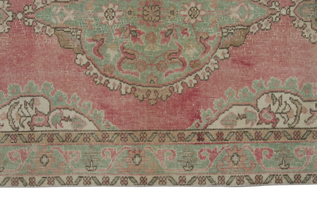 Vintage Rug 3'9" x 6'9" feet  115 x 205 cm