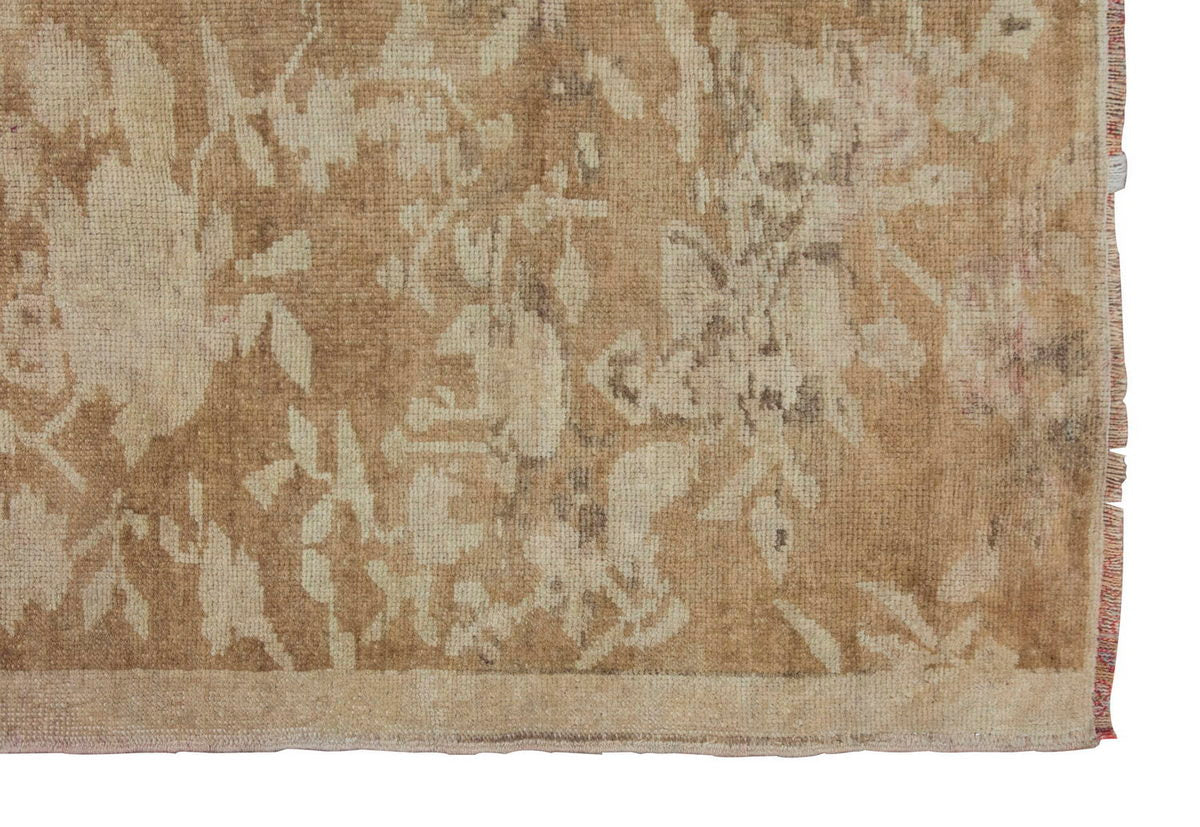 Vintage Rug 3'9" x 7" feet  115 x 213 cm