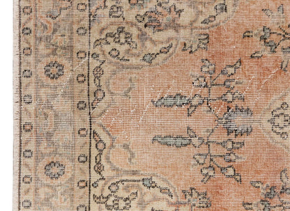 Vintage Rug 3'9" x 7'1" feet 115 x 215 cm