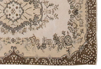 Vintage Rug 3'9" x 7'1" feet 115 x 215 cm