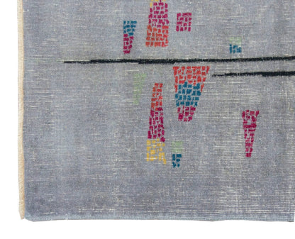 Vintage Rug 4" x 6'7" feet  124 x 200 cm