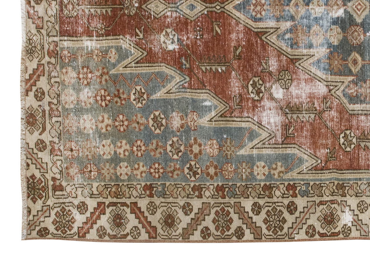 Vintage Rug 4'1" x 6'1" feet 125 x 185 cm