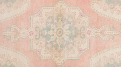 Vintage Rug 4'1" x 6'11" feet 125 x 210 cm