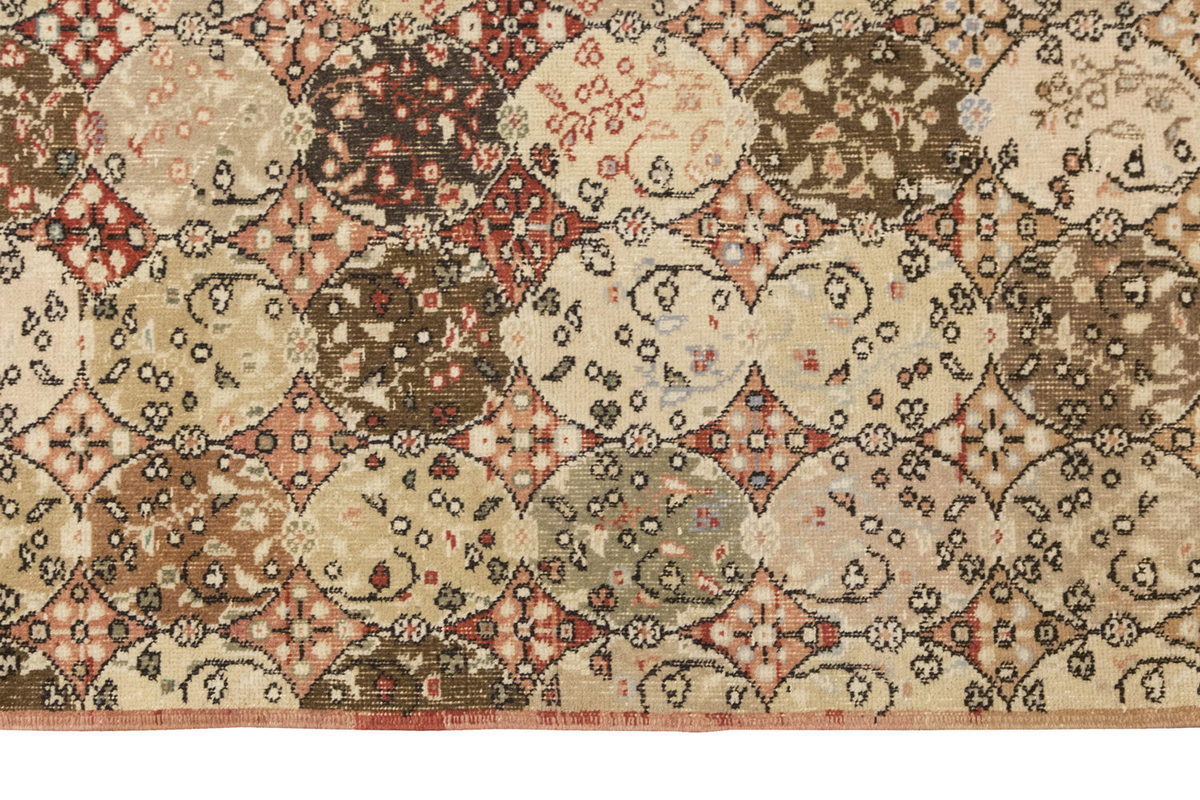 Vintage Rug 4'1" x 6'9" feet 125 x 205 cm