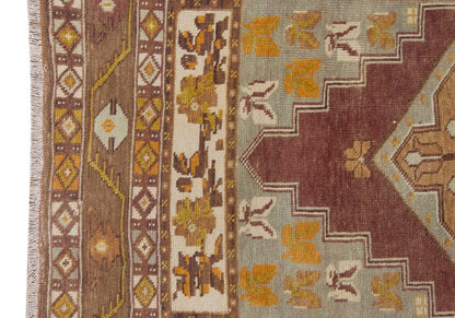 Vintage Rug 4'1" x 8" feet  125 x 242 cm