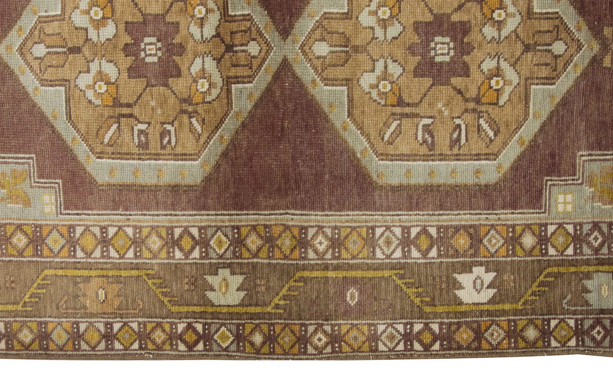 Vintage Rug 4'1" x 8" feet  125 x 242 cm