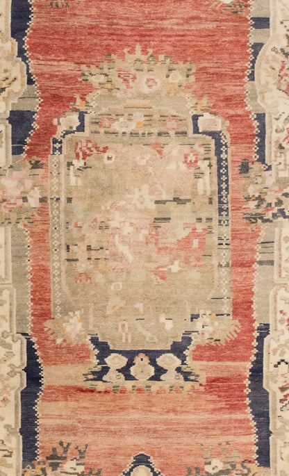 Vintage Rug 4'10" x 7'3" feet 148 x 220 cm