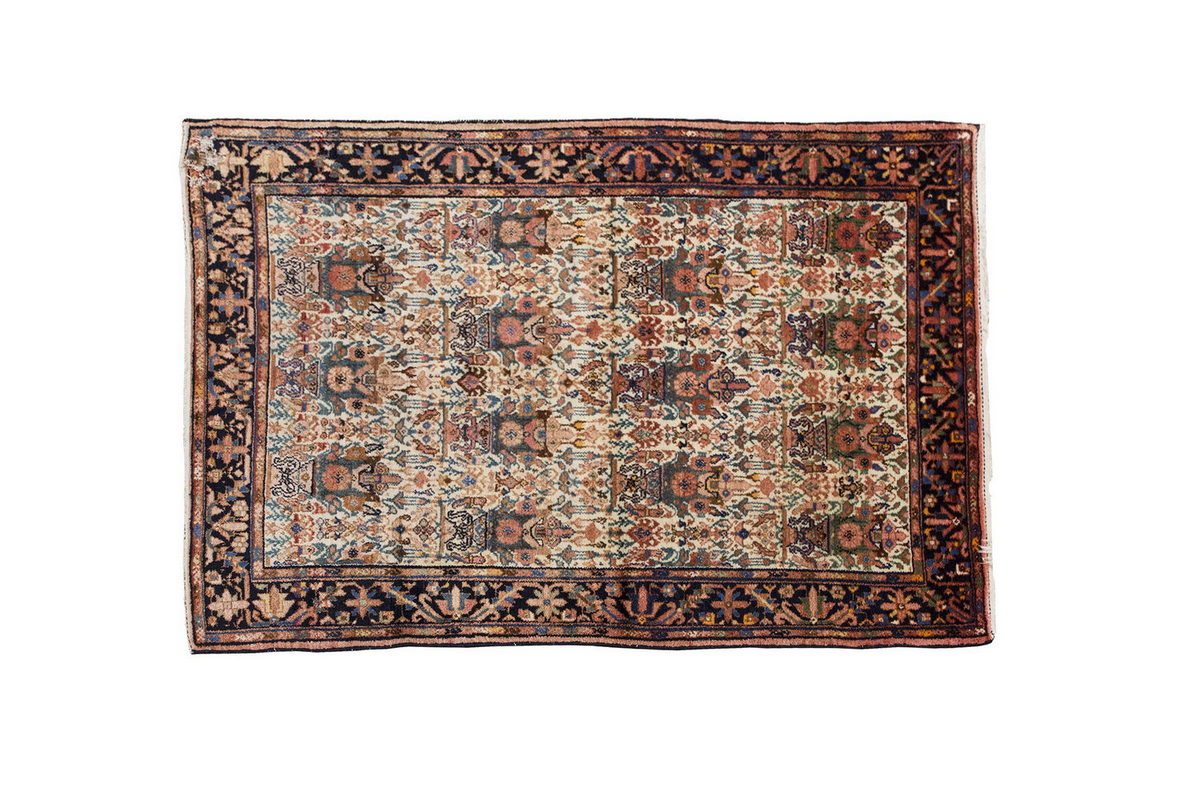 Vintage Rug 4'11" x 6'11" feet 150 x 210 cm