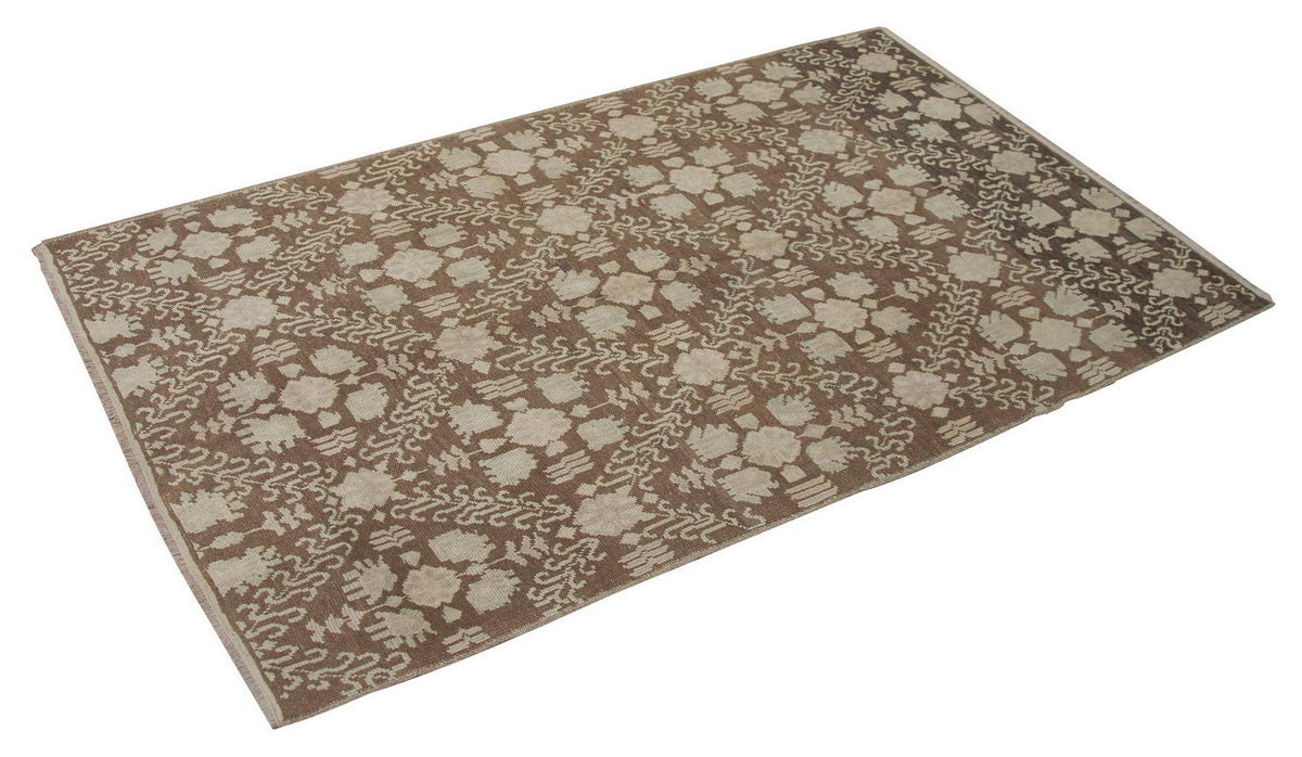 Vintage Rug 4'2" x 6'4" feet  127 x 192 cm