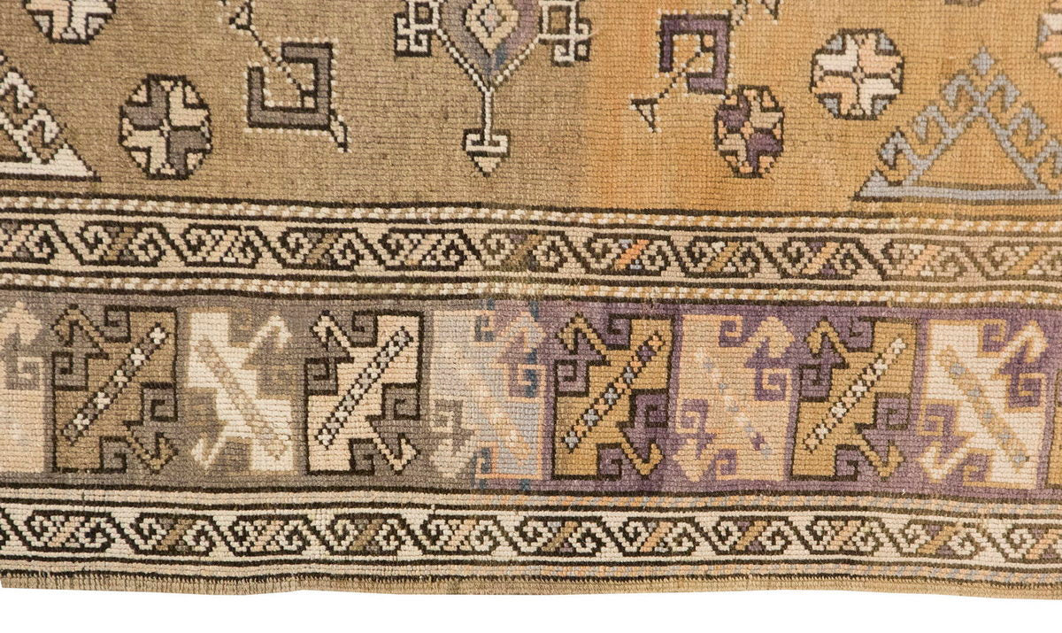 Vintage Rug 4'2" x 6'5" feet 126 x 195 cm