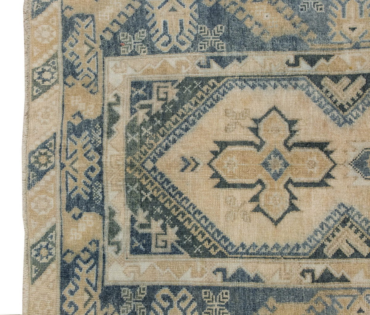 Vintage Rug 4'2" x 6'8" feet 128 x 203 cm