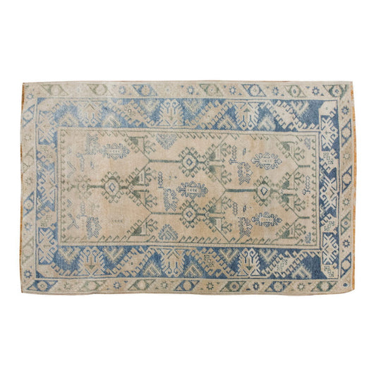 Vintage Rug 4'2" x 6'9" feet 128 x 205 cm