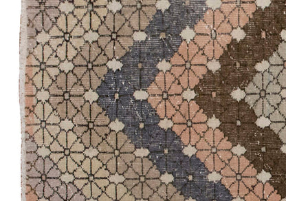 Vintage Rug 4'2" x 7'9" feet 127 x 235 cm