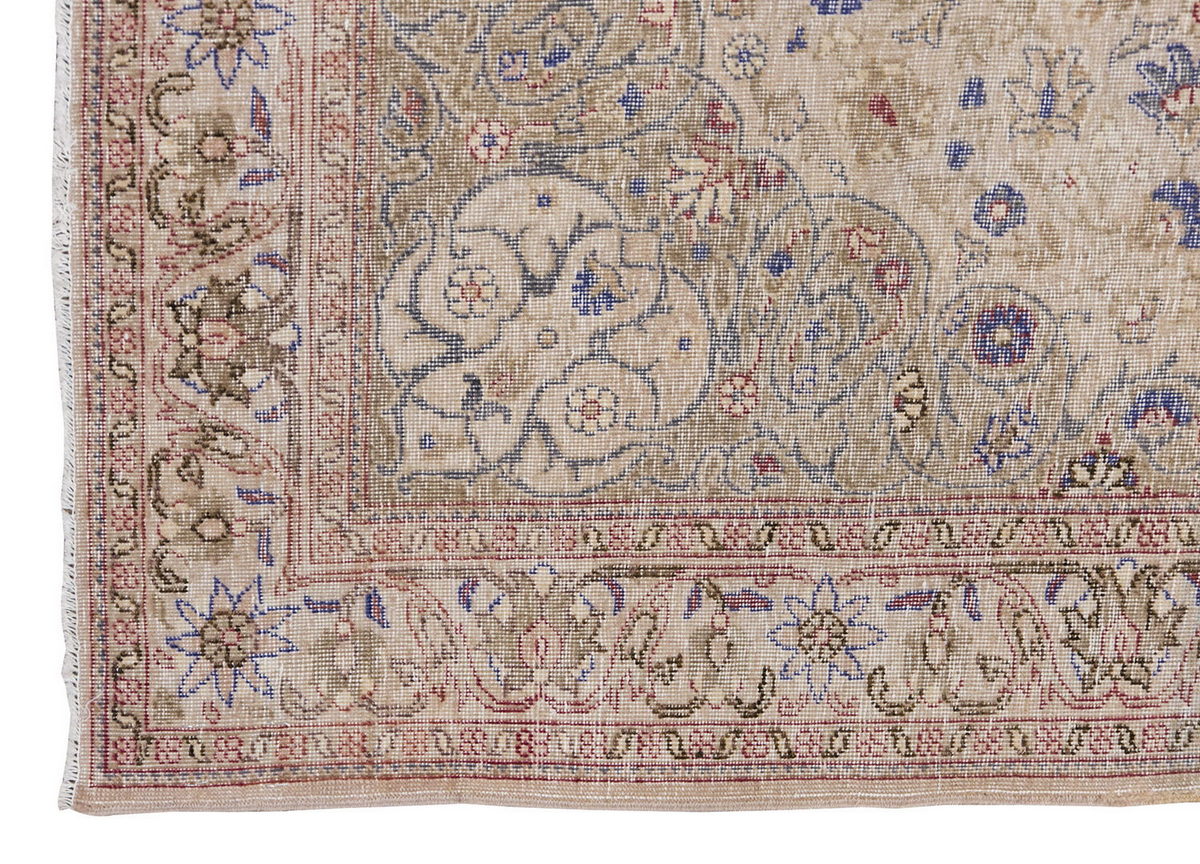 Vintage Rug 4'3" x 6'4" feet 130 x 192 cm